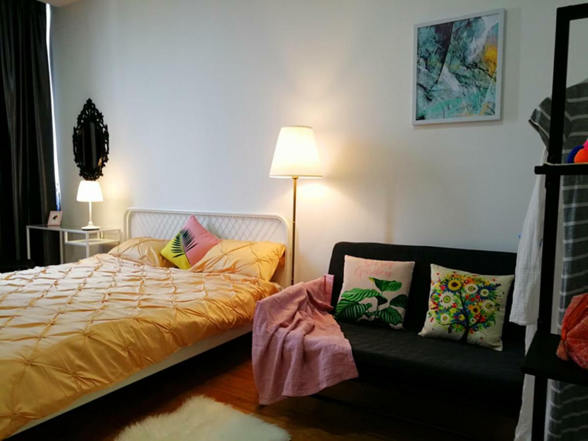 Dreamcity Apartment, Guarded, Lakeview, Quiet, Family Suite Seri Kembangan Luaran gambar